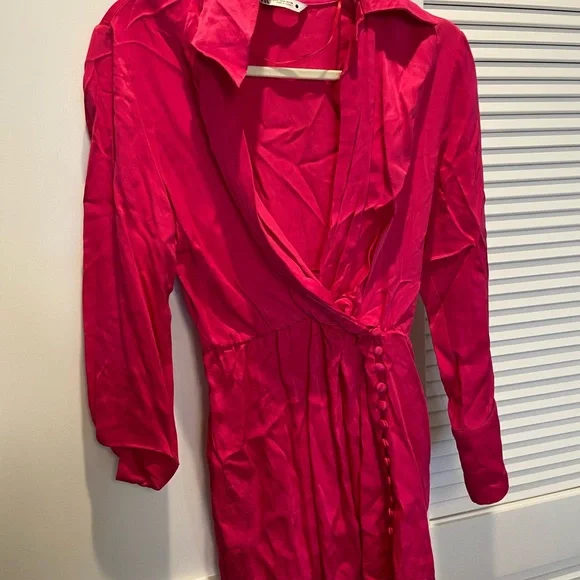 Hot pink mini Zara long sleeve dress - Picture 3 of 3